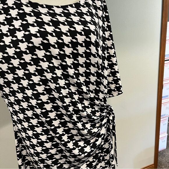 Kiara Elegant long sleeve Black and White Houndstooth Dress size extra large - Picture 6 of 13
